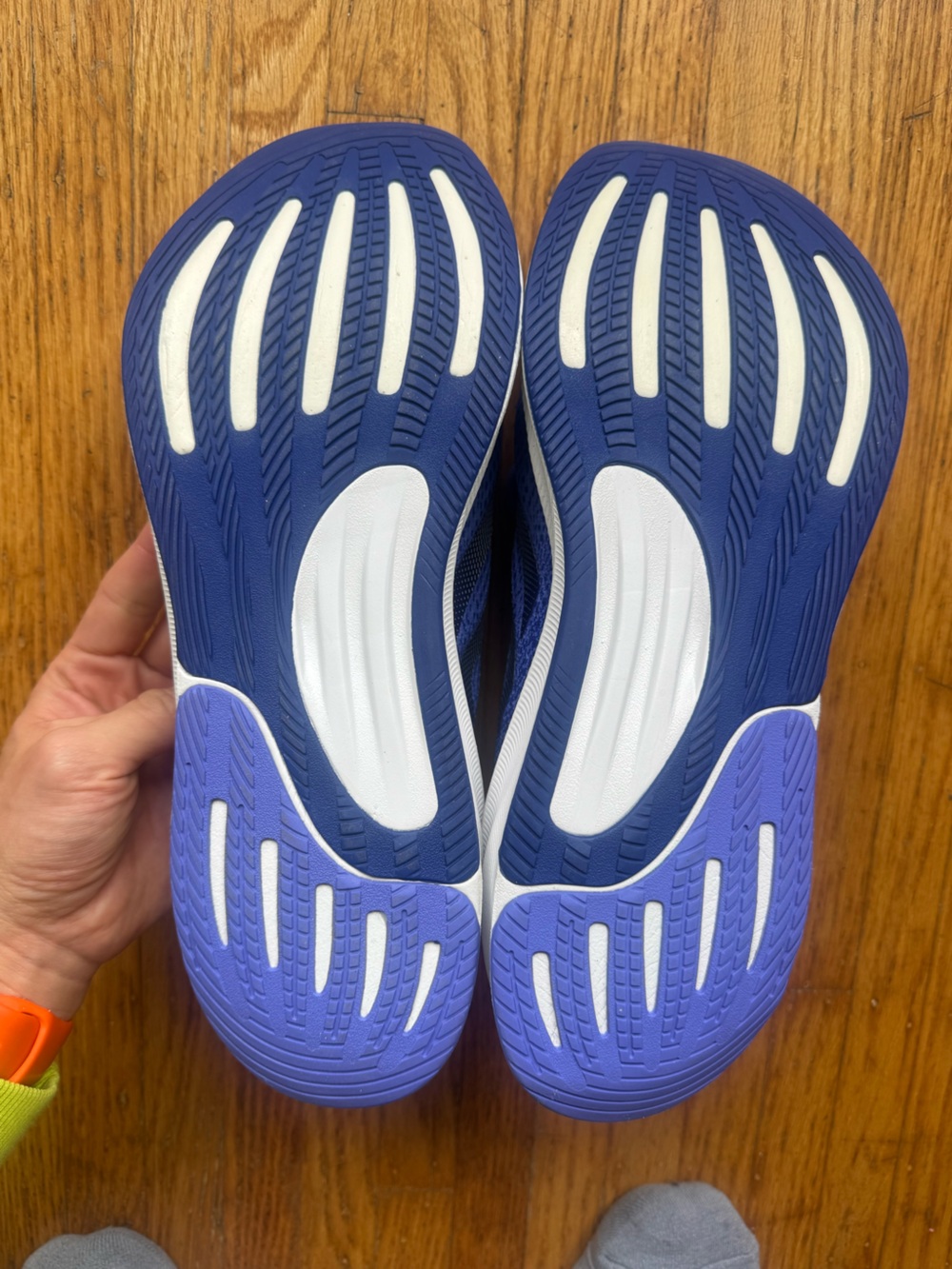ADIDAS SUPERNOVA STRIDE - Picture 6 of 8